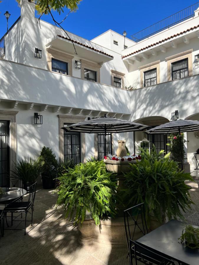 Casa Lani Luxury B&B Альенде Экстерьер фото
